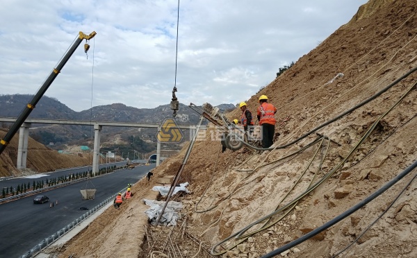 高速公路边坡防护工程施工