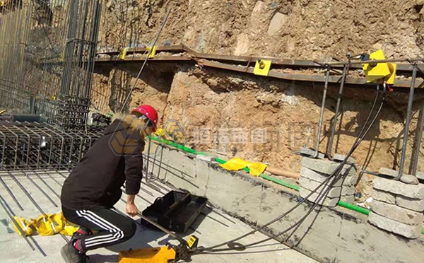 实际岩层比预期更加破碎时支护设计应如何应变