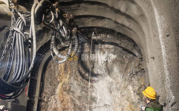 矿山支护降本增效之路：自钻式锚杆技术与应用