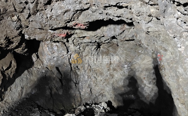 一体化施工显优势，自钻式锚杆赋能矿山高效支护