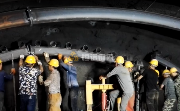 矿山巷道支护方式