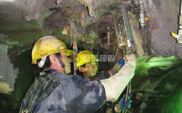 矿山巷道支护方式