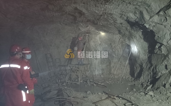 软岩巷道的特点及支护方法