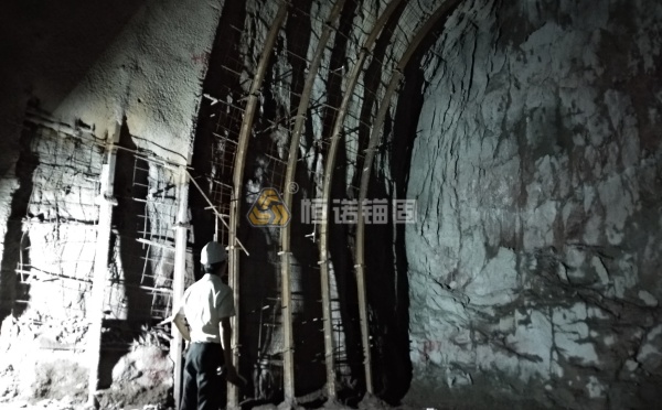 软岩巷道的特点及支护方法